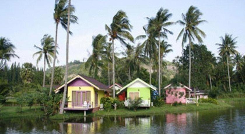 Greenfield Valley Fishing Resort HHQ Extérieur photo